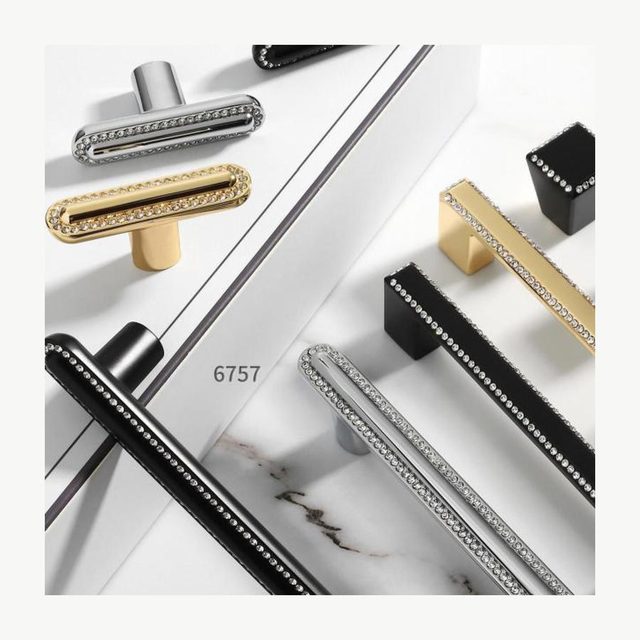 Crystal Bar Pull - Crystal & Ceramic Pulls