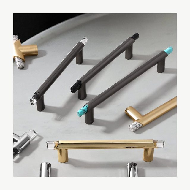 Crystal Bar Pull - Crystal & Ceramic Pulls