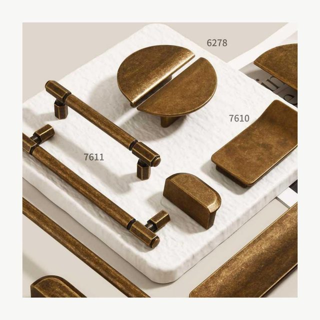 Slotted Bar Pull - Zinc Alloy Pulls