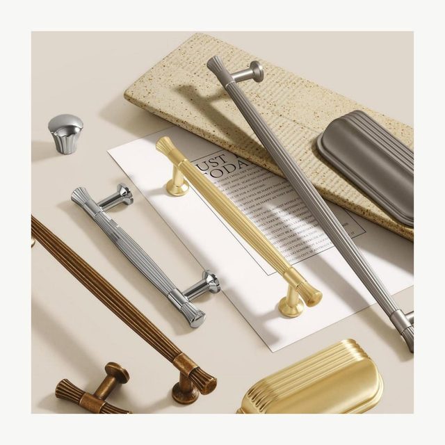 Slotted Bar Pull - Zinc Alloy Pulls